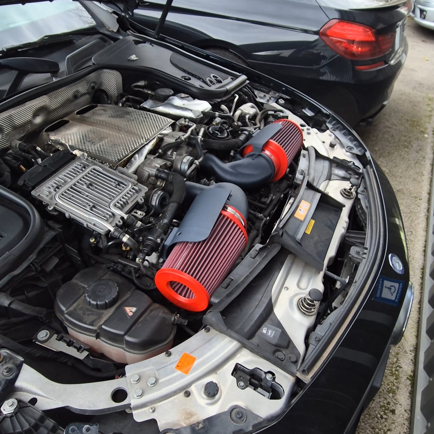 Admission en fibre de Carbone hybride M177 E63 / E63s / Amg GT 63 4 portes